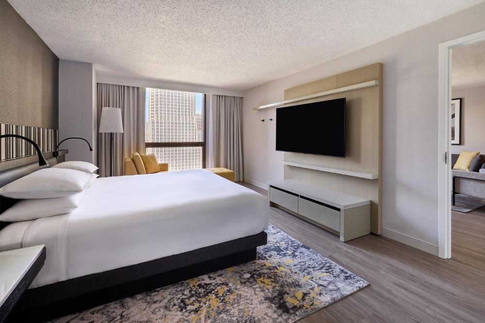 Hyatt Regency Chicago Image 129